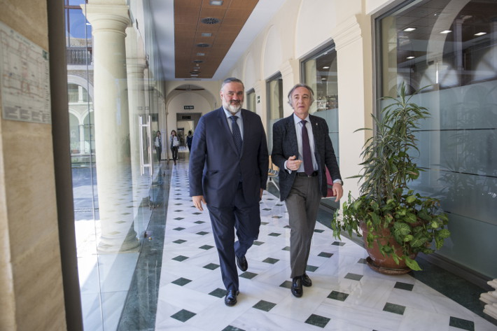 Los hospitales de la capital intervendrn a 1.800 pacientes ms en tres meses y abrirn 30 quirfanos